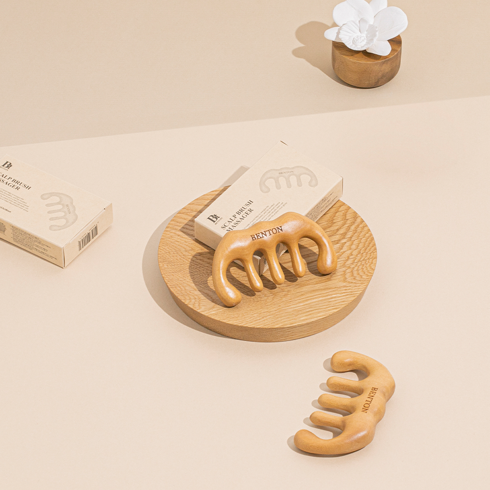 Benton Scalp Brush Massager | Sandalwood Hoofdhuid Massage Borstel - Beauty Fusion